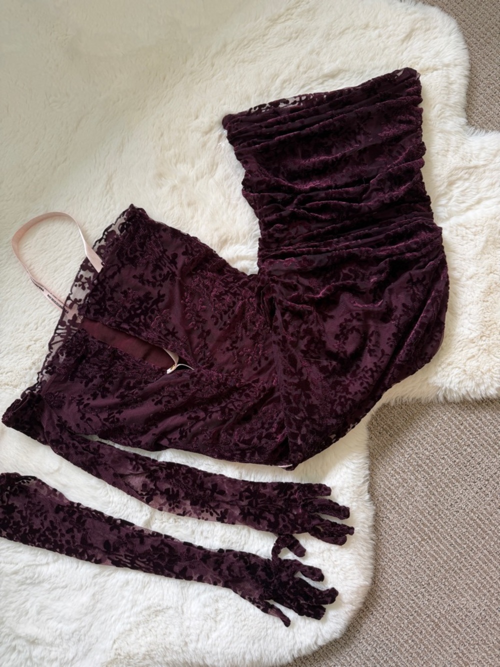 House of CB Strapless Lace Velvet Midi Dress with Gloves XS - Cherry Brown - Picture 3 of 5